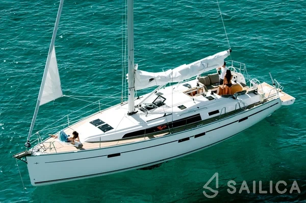 Bavaria 41 Cruiser - Yacht Charter Sailica