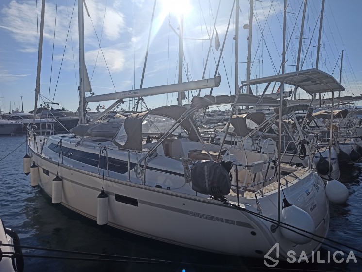 Bavaria 41 Cruiser - Yacht Charter Sailica