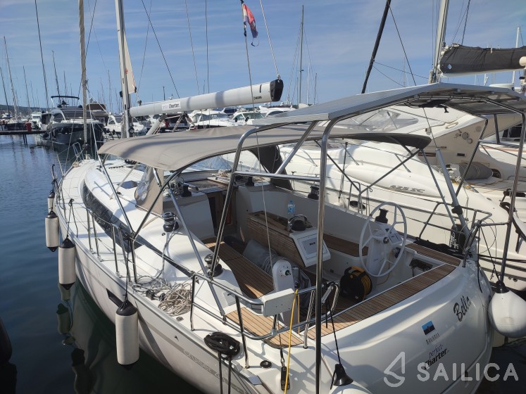 Bavaria 41 Cruiser - Yacht Charter Sailica