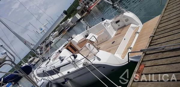 Bavaria 41 Cruiser - Yacht Charter Sailica