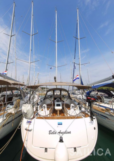 Bavaria 37 Cruiser - Yacht Charter Sailica