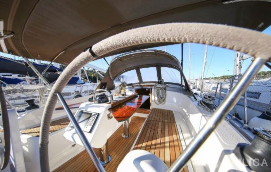 Bavaria 37 Cruiser - Yacht Charter Sailica