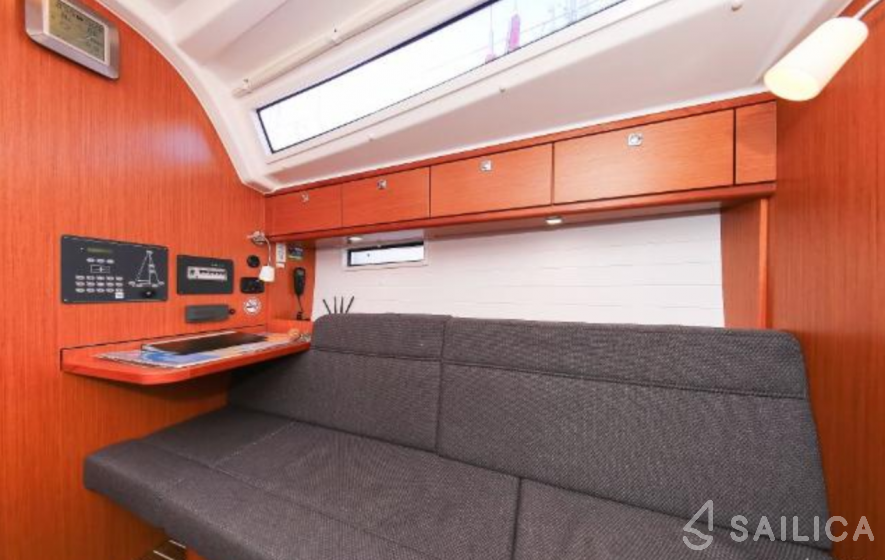 Bavaria 37 Cruiser - Yacht Charter Sailica