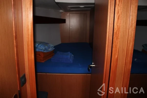 Bavaria 45 Cruiser - Yacht Charter Sailica