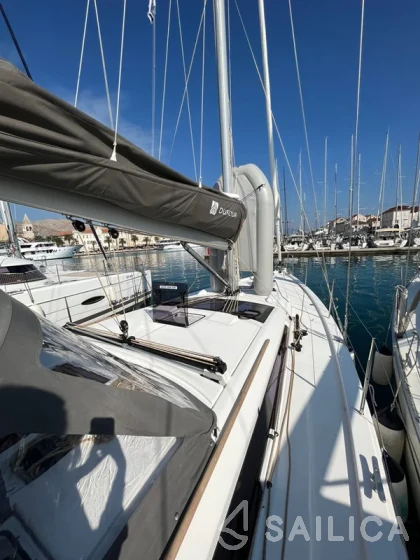 Dufour 390 - Yacht Charter Sailica