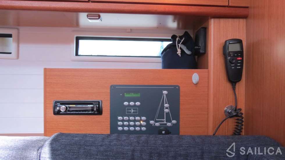 Bavaria 46 Cruiser - Yacht Charter Sailica