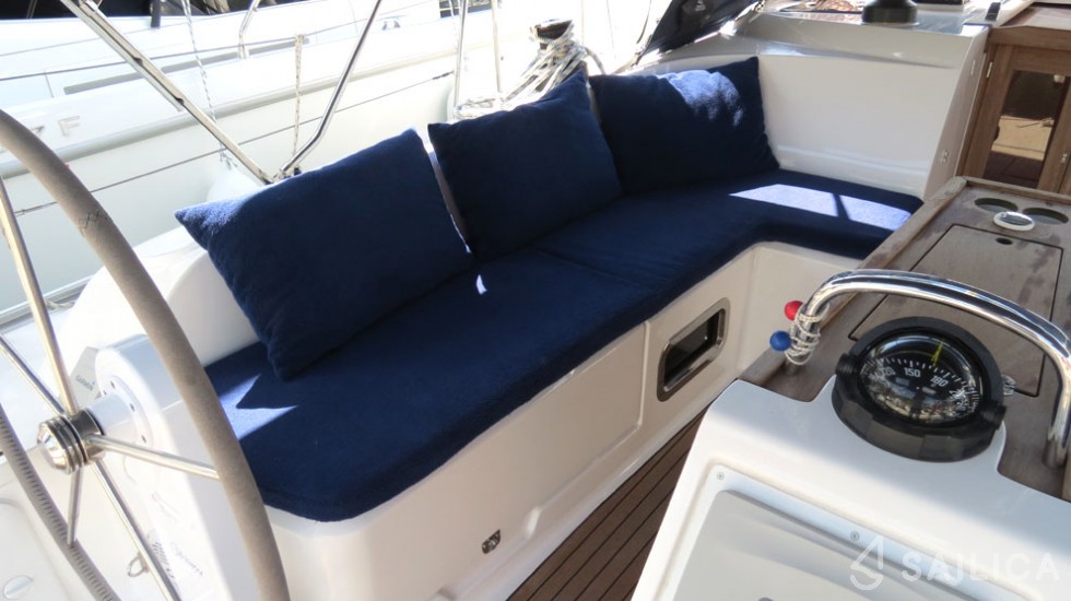 Bavaria 46 Cruiser - Yacht Charter Sailica