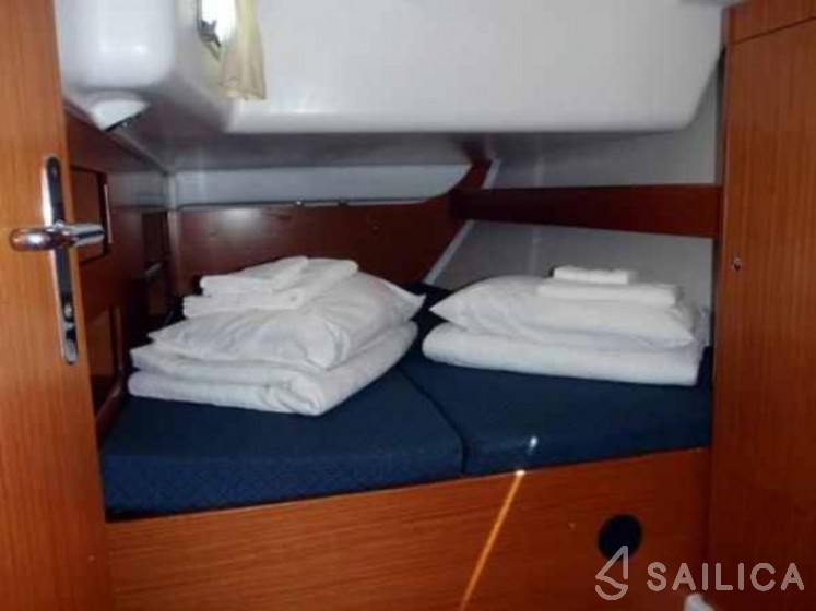Cyclades 50.5 - Yacht Charter Sailica