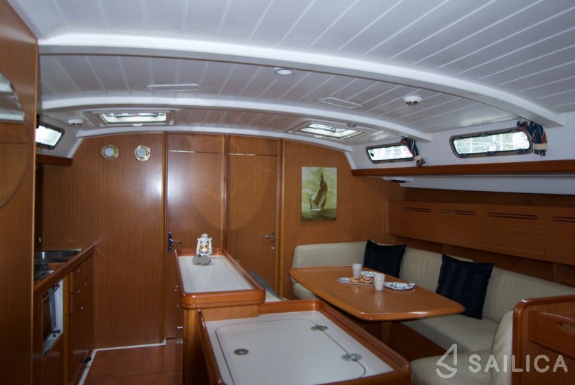 Cyclades 50.5 - Yacht Charter Sailica