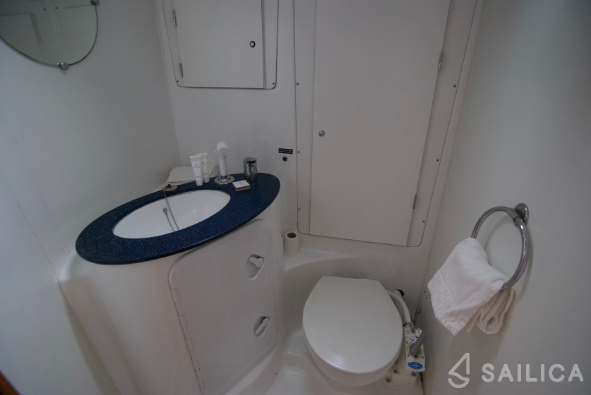 Cyclades 50.5 - Yacht Charter Sailica
