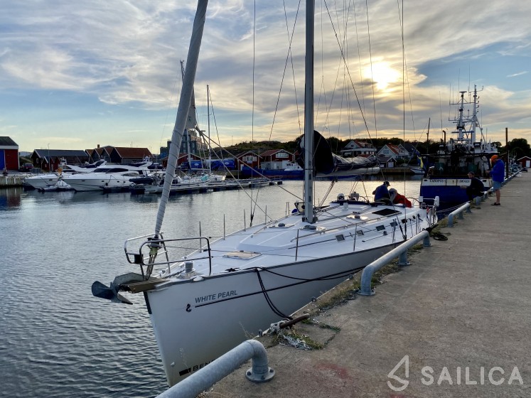 Cyclades 50.5 - Yacht Charter Sailica