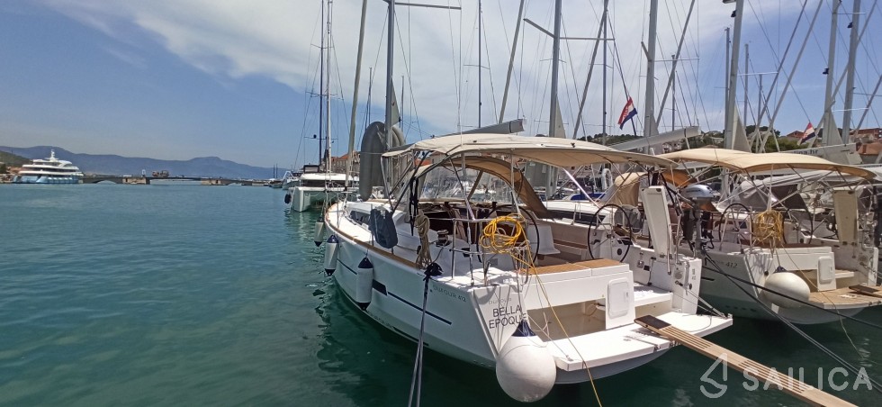 Dufour 412 GL - Yacht Charter Sailica
