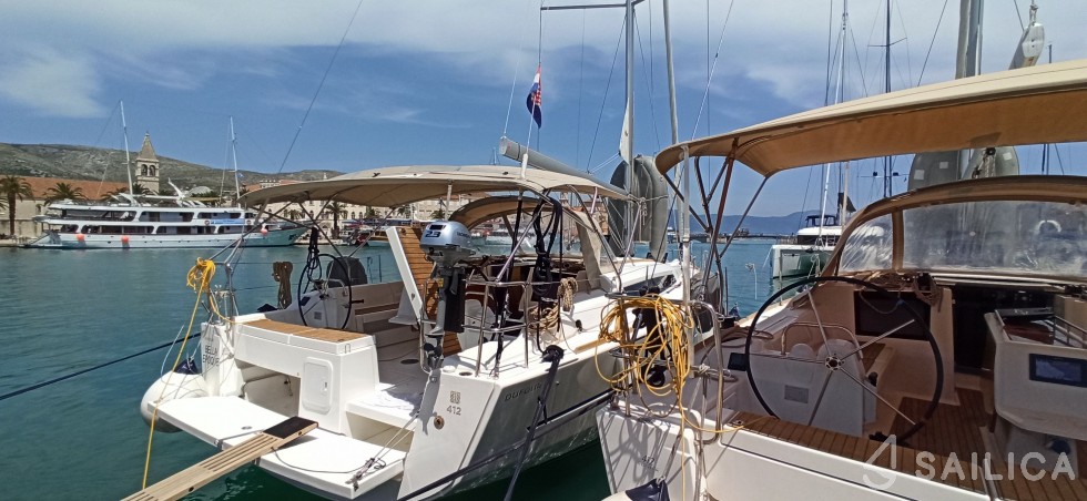 Dufour 412 GL - Yacht Charter Sailica