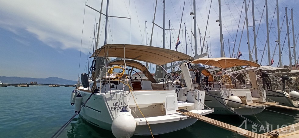 Dufour 412 GL - Yacht Charter Sailica
