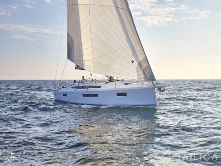Sun Odyssey 410 - Yacht Charter Sailica