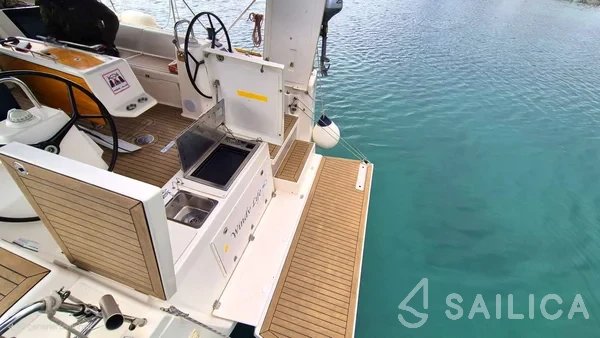 Elan Impression 40.1 - Yacht Charter Sailica