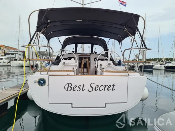 Elan Impression 40.1 - Yacht Charter Sailica