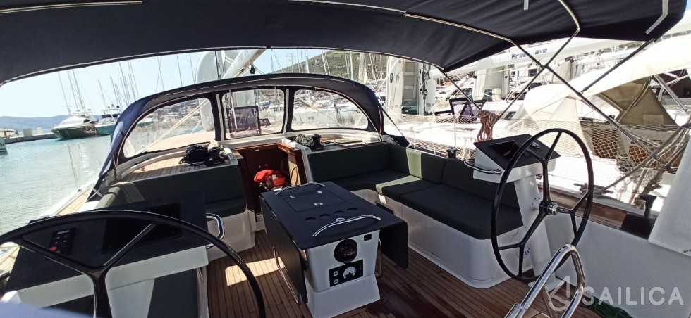 D&D Kufner 50 - Yacht Charter Sailica