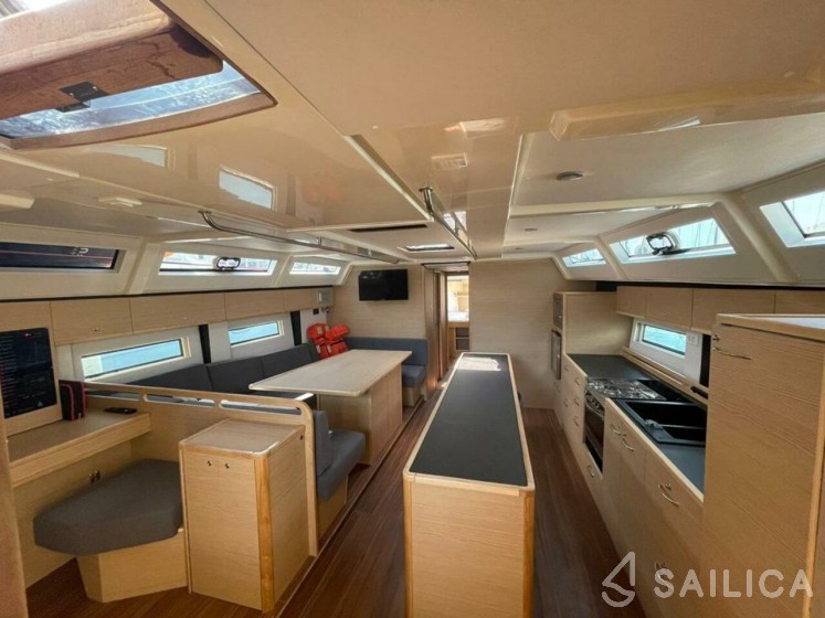 D&D Kufner 50 - Yacht Charter Sailica