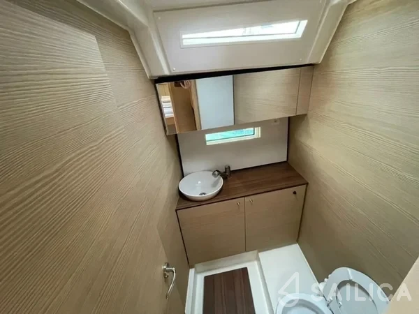 D&D Kufner 50 - Yacht Charter Sailica