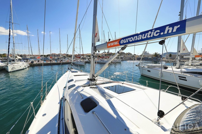 Elan Impression 50.1 - Yacht Charter Sailica