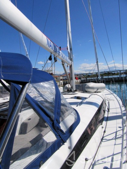 Jeanneau 54 - Yacht Charter Sailica