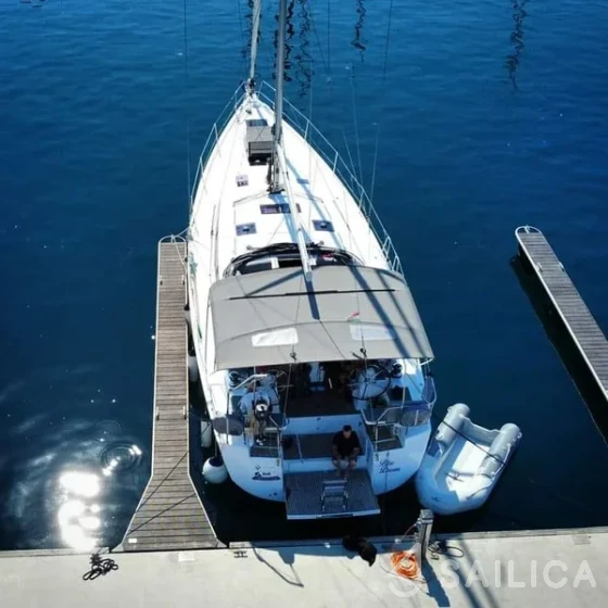 Jeanneau 54 - Yacht Charter Sailica