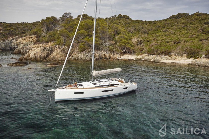 Sun Odyssey 440 - Yacht Charter Sailica
