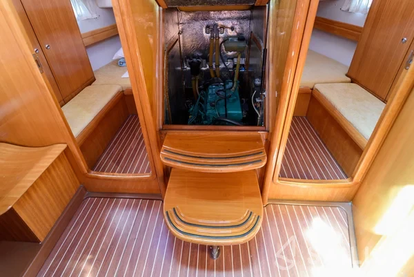 Bavaria 42 Cruiser - Yacht Charter Sailica