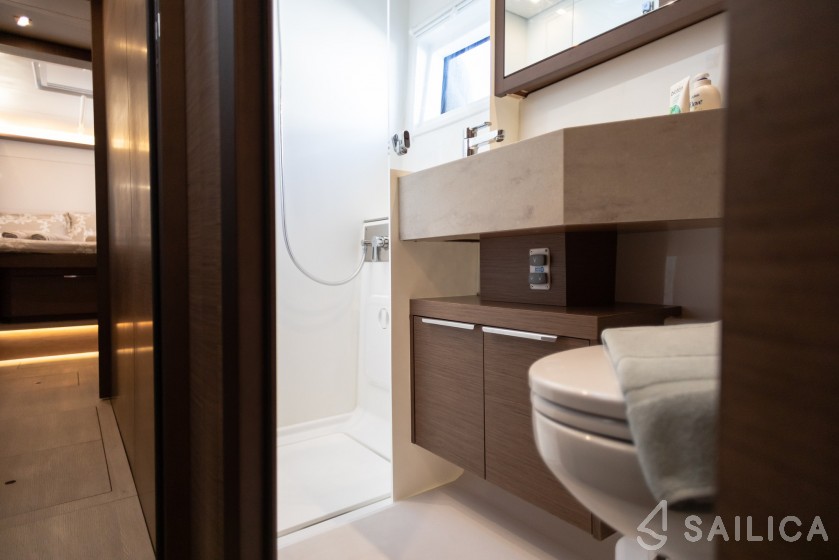Lagoon 46  - Yacht Charter Sailica