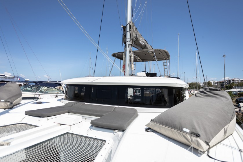 Lagoon 46  - Yacht Charter Sailica