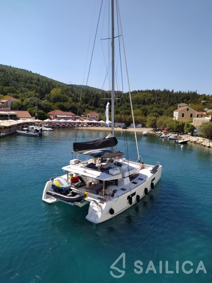Lagoon 52 - Yacht Charter Sailica