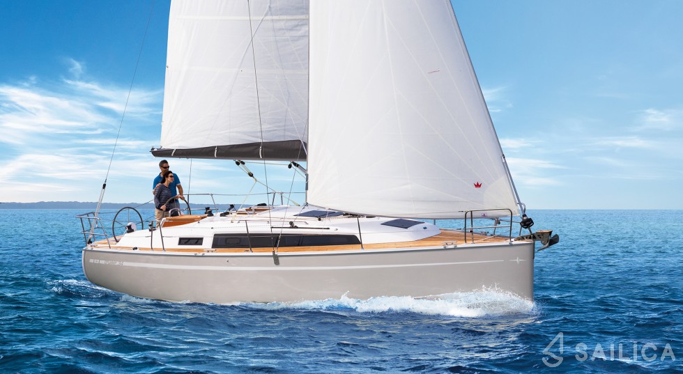 Bavaria Cruiser 34 - Yacht Charter Sailica