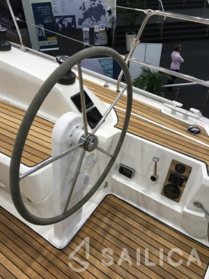 Bavaria Cruiser 34 - Yacht Charter Sailica