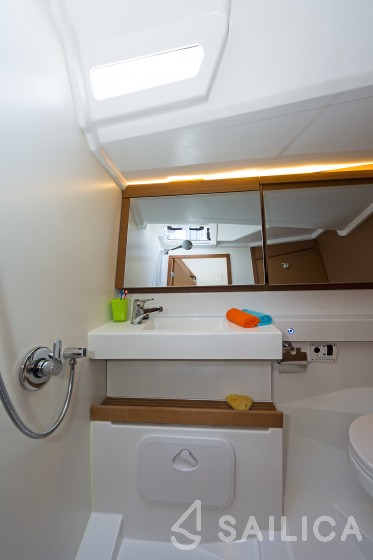 Sun Odyssey 440 - Yacht Charter Sailica