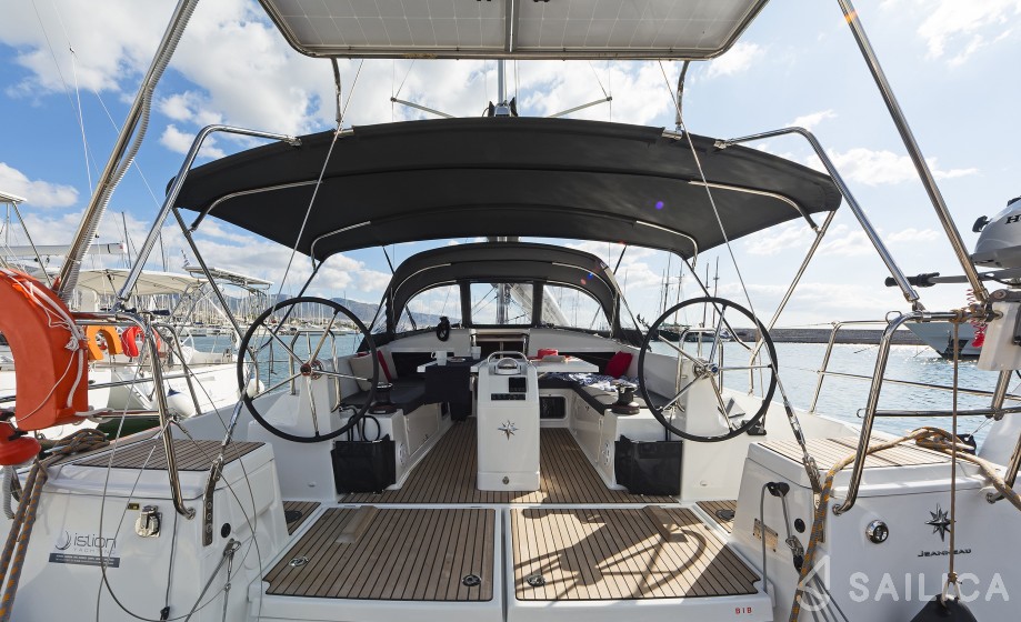 Sun Odyssey 440 - Yacht Charter Sailica