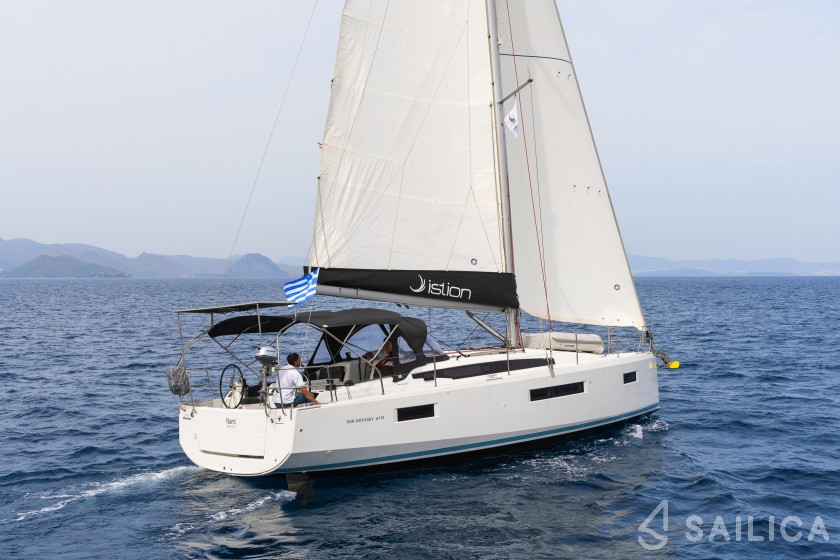 Sun Odyssey 410 - Yacht Charter Sailica