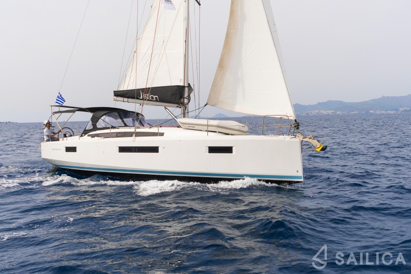 Sun Odyssey 410 - Yacht Charter Sailica
