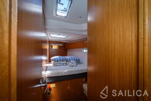 Bavaria 51 Cruiser - Yacht Charter Sailica