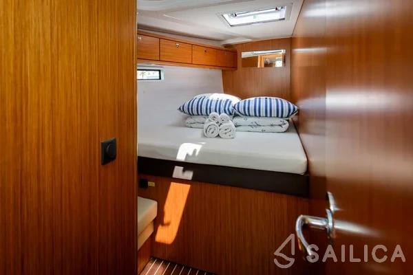 Bavaria 51 Cruiser - Yacht Charter Sailica