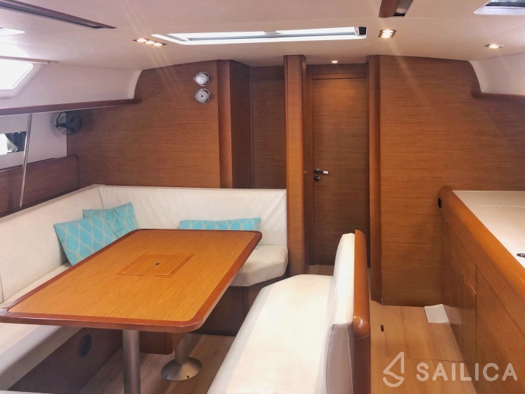 Sun Odyssey 479 - Yacht Charter Sailica