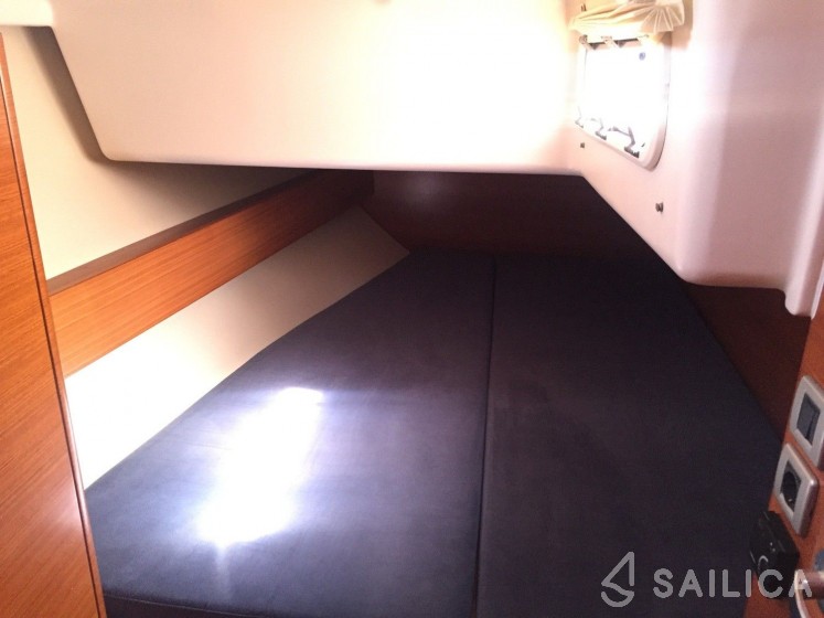 Salona 44 - Yacht Charter Sailica