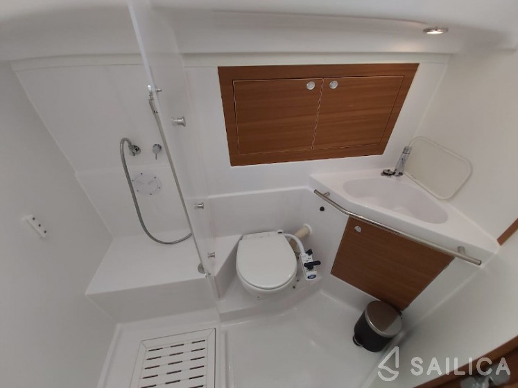 Elan Impression 45.1 - Yacht Charter Sailica