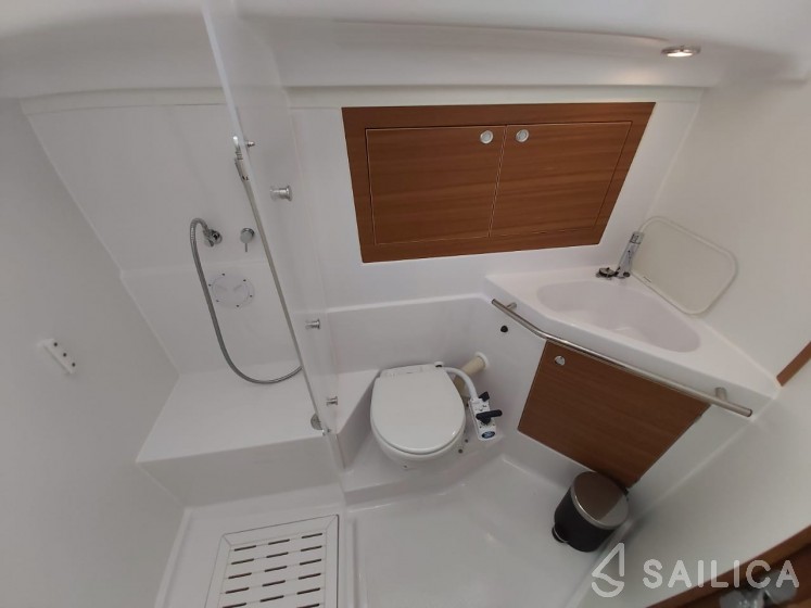Elan Impression 45.1 - Yacht Charter Sailica