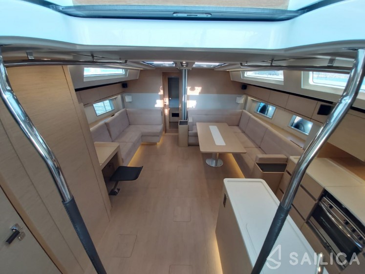 Hanse 548 - Yacht Charter Sailica