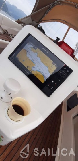 Dufour 410 GL - Yacht Charter Sailica