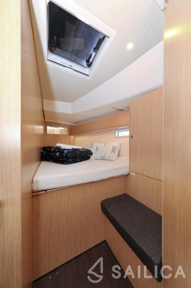 Bavaria 46 Cruiser - Yacht Charter Sailica