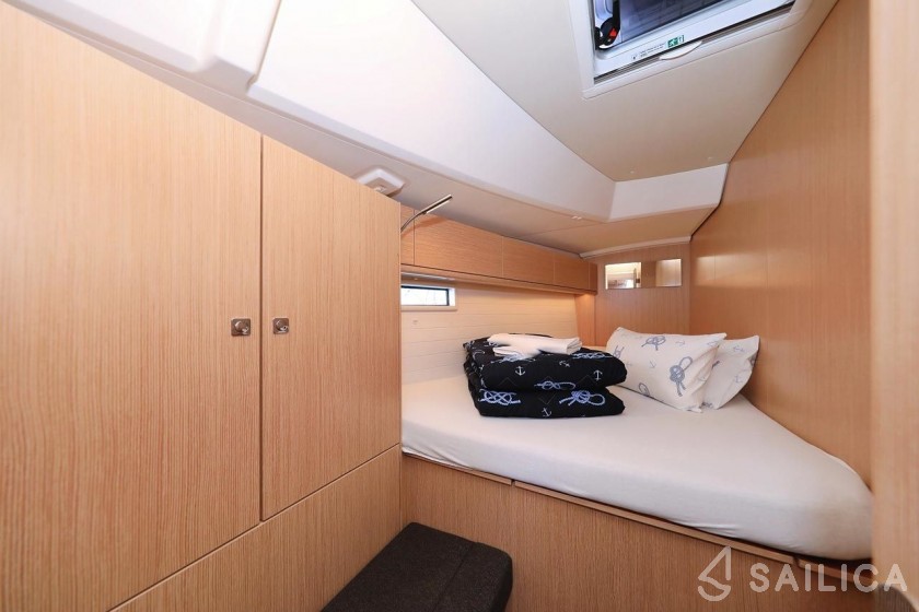 Bavaria 46 Cruiser - Yacht Charter Sailica