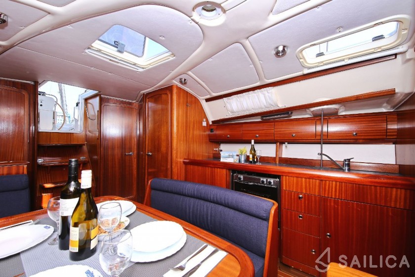 Bavaria 38 Cruiser - Yacht Charter Sailica