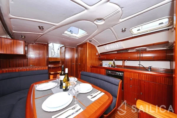 Bavaria 38 Cruiser - Yacht Charter Sailica